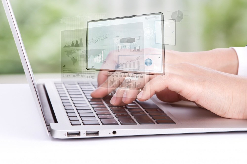 zoekmachineoptimalisatie op een laptop